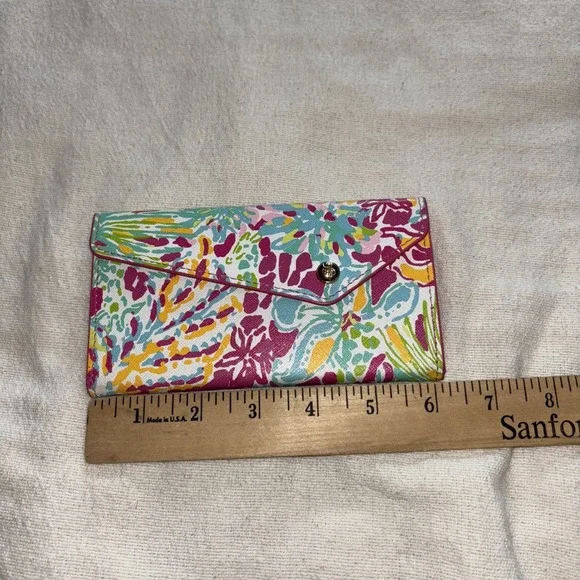 Lilly Pulitzer It's Always Sunny Somewhere Sunglass Case collapsible NWOT Preppy - Picture 8 of 11